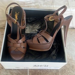 YSL tribute heels!  Rare color Worn once, Gorgeous mocha/chocolate color!
